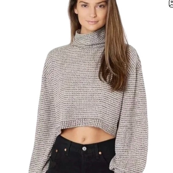 Free People Sweaters - Free People Cropped Turtleneck Knit Sweater -White &Burgundy